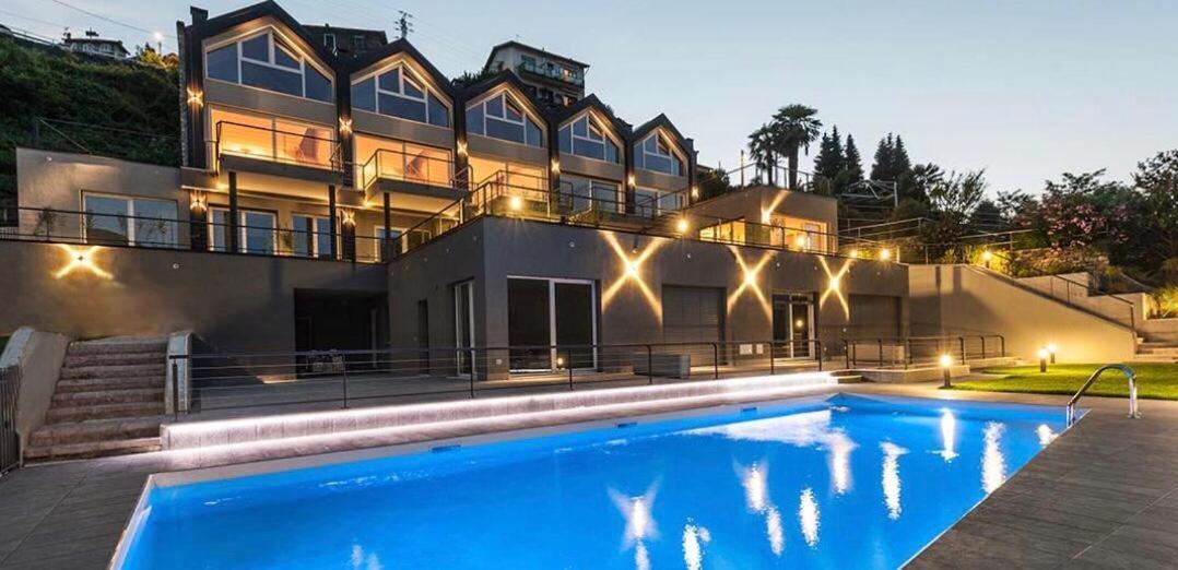 Baia Blu - Luxury Apartments With Pool Cremia Eksteriør bilde